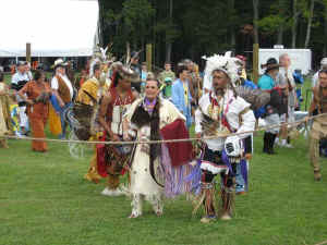 16.jpg (44315 bytes)